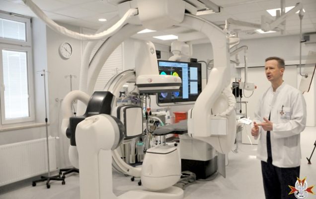 Piotr Piasecki – kierownik Pracowni Radiologii Zabiegowej Wojskowego Instytutu Medycznego