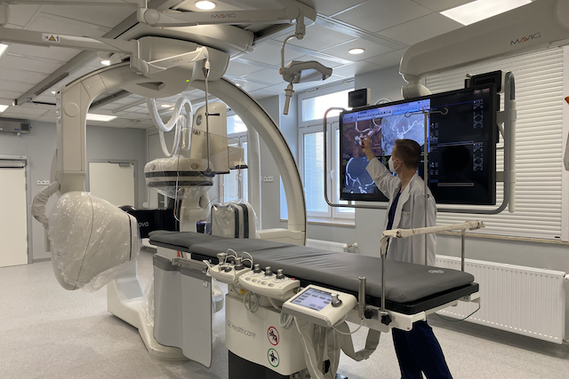 Drugi dwupłaszczyznowy angiograf w Pracownii Radiologii Zabiegowej Wojskowego Instytutu Medycznego w Warszawie