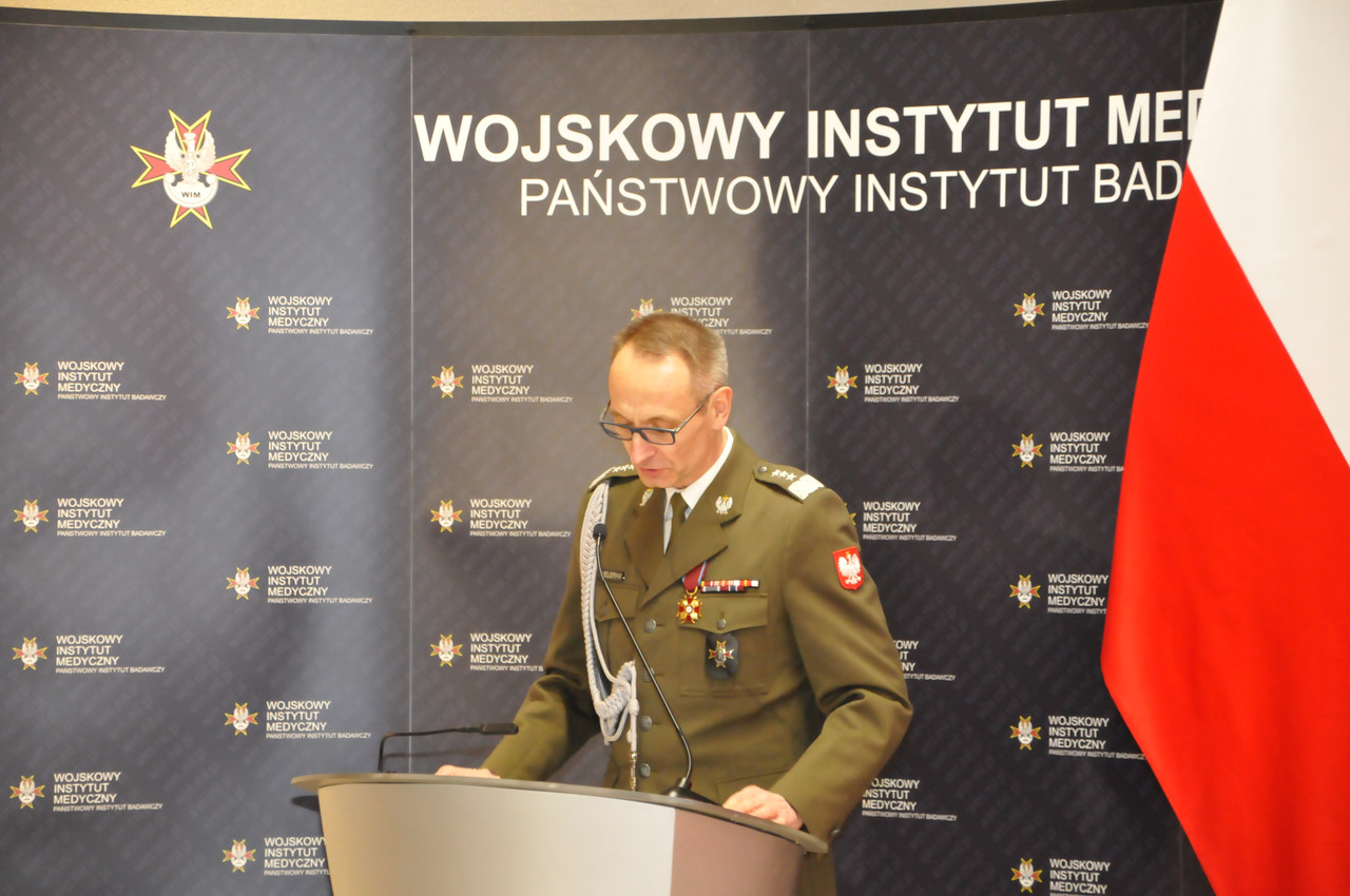 Dyrektor Grzegorz Gielerak podczas obchodów Uroczystości 20-lecie działalności Wojskowego Instytutu Medycznego w Warszawie