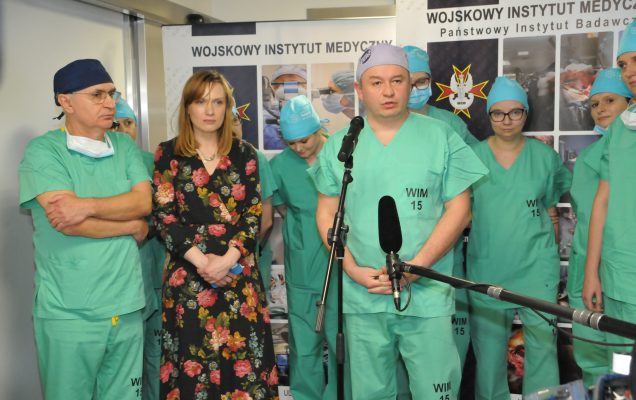 Centrum Szkoleniowe Chirurgii Robotycznej Wojskowego Instytutu Medycznego rozpoczęło kursy szkoleniowe robotem da vinci