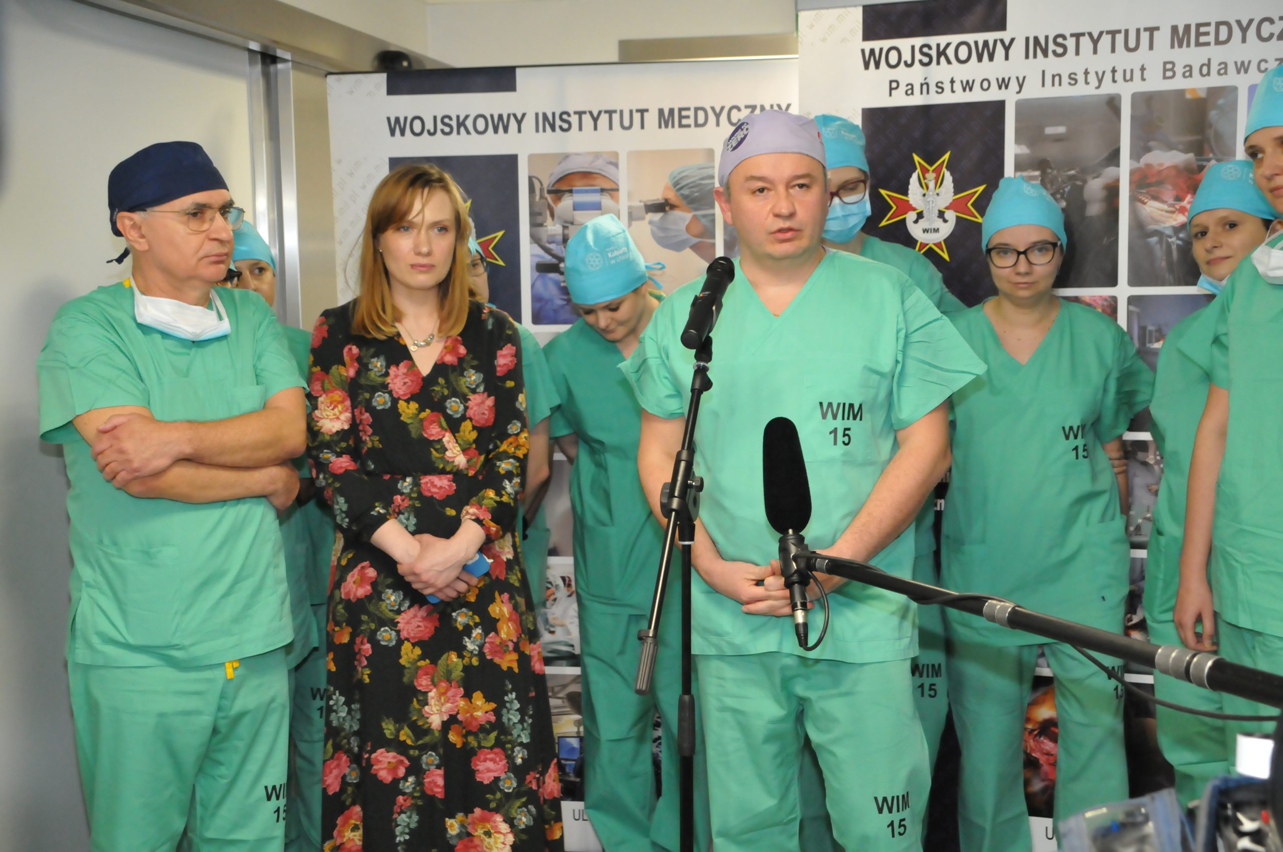 Centrum Szkoleniowe Chirurgii Robotycznej Wojskowego Instytutu Medycznego rozpoczęło kursy szkoleniowe robotem da vinci