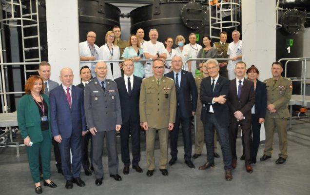 Otwarcie Kliniki Endokrynologii i Terapii Izotopowej WIM-PIB