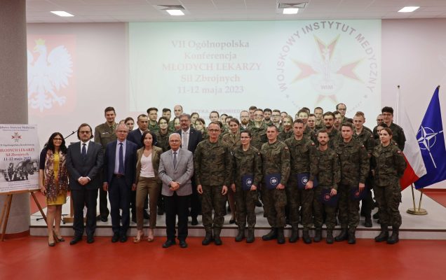 Siódma ogólnopolska konferencja Młodych Lekarzy zdjęcie grupowe