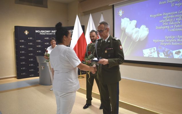 Odznaczenia i Wyróżnienia dla Diagnostów Laboratoryjnych w Wojskowym Instytucie Medycznym w Warszawie