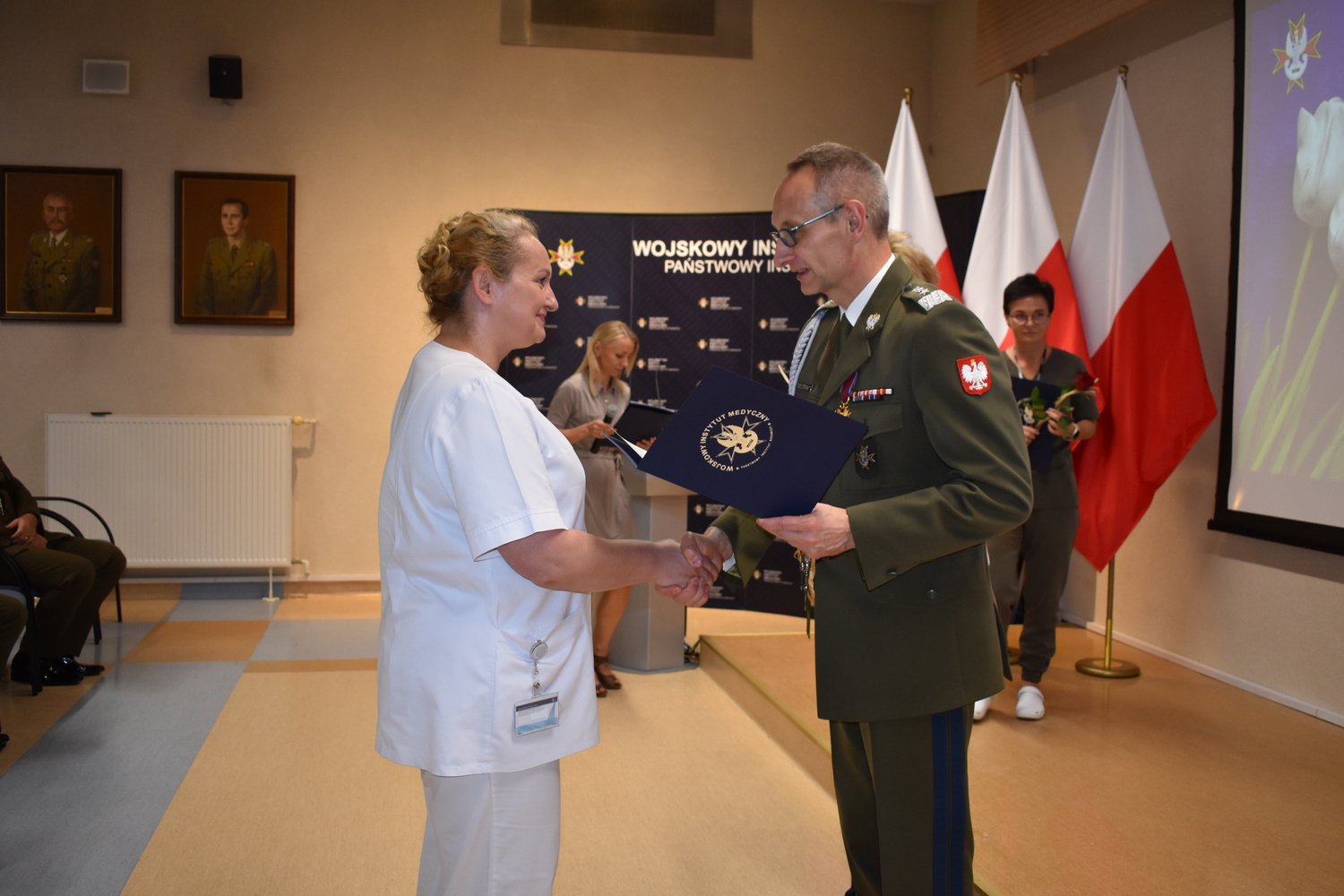 Odznaczenia i Wyróżnienia dla Diagnostów Laboratoryjnych w Wojskowym Instytucie Medycznym w Warszawie