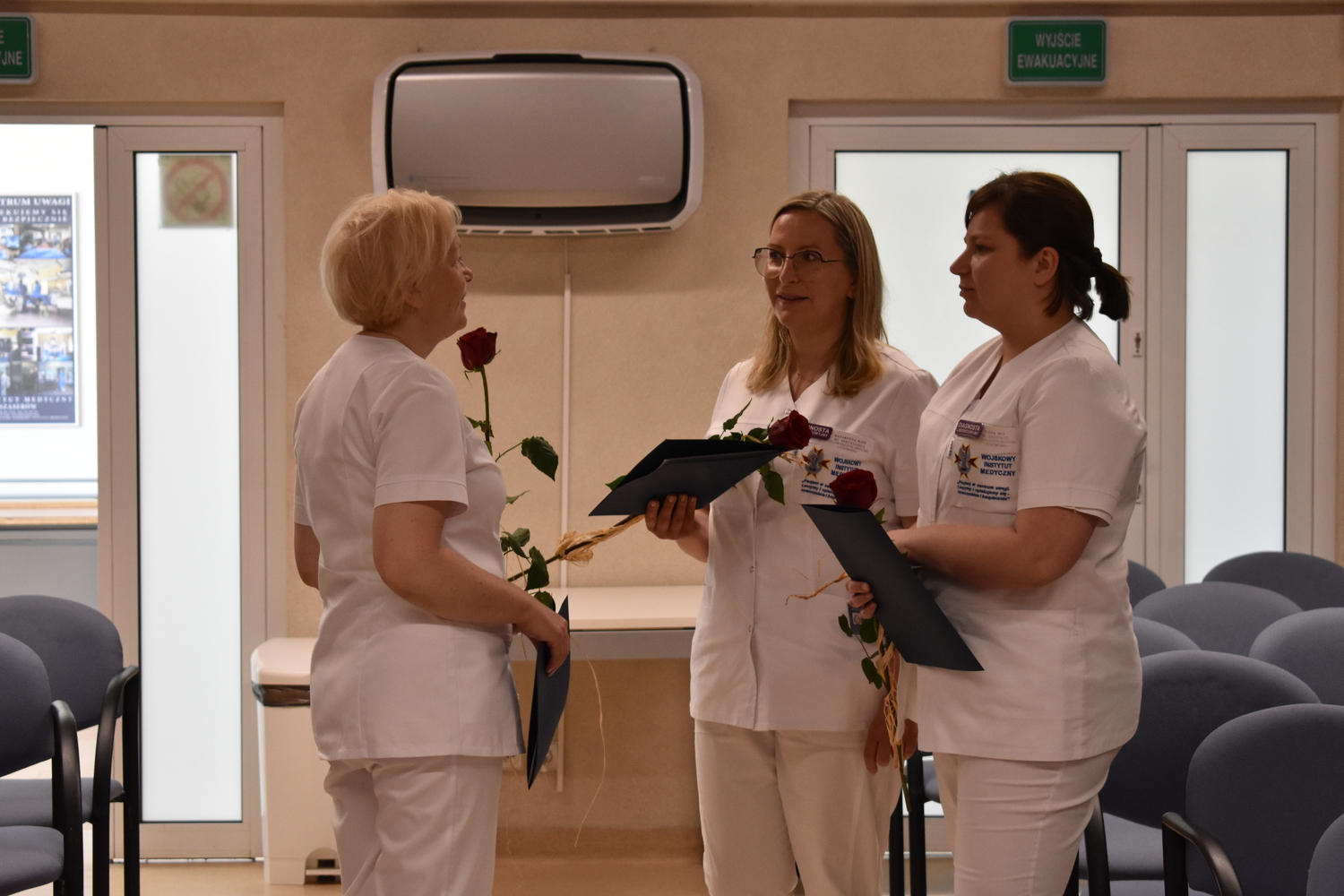 Odznaczenia i Wyróżnienia dla Diagnostów Laboratoryjnych w Wojskowym Instytucie Medycznym w Warszawie