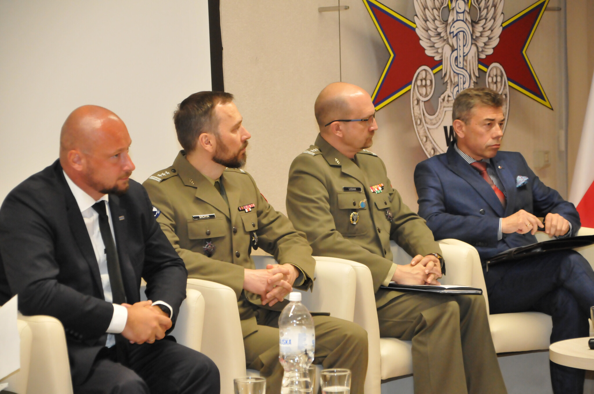 Pomoc medyczna dla uchodźców – jest dobrze, ale czy można jeszcze lepiej? Podsumowanie pierwszego etapu programu pilotażowego Sił Zbrojnych Rzeczypospolitej Polskiej oraz Haszymidzkiego Królestwa Jordanii dotyczącego zarządzania zdrowiem i opieką w warunkach kryzysu migracyjnego