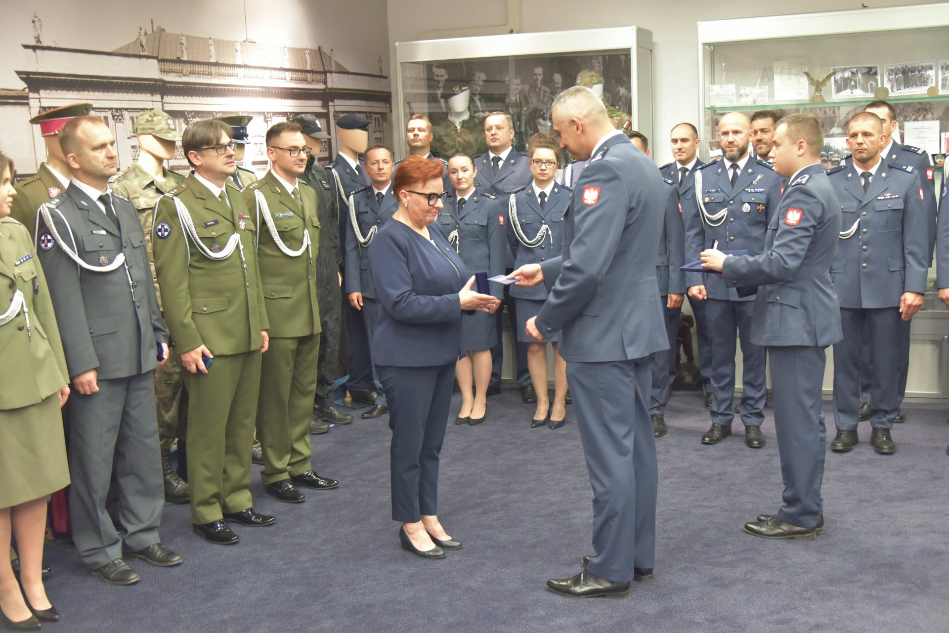 Uroczyste wręczenie nominacji i odznaczeń w ramach obchodów Święta SOP