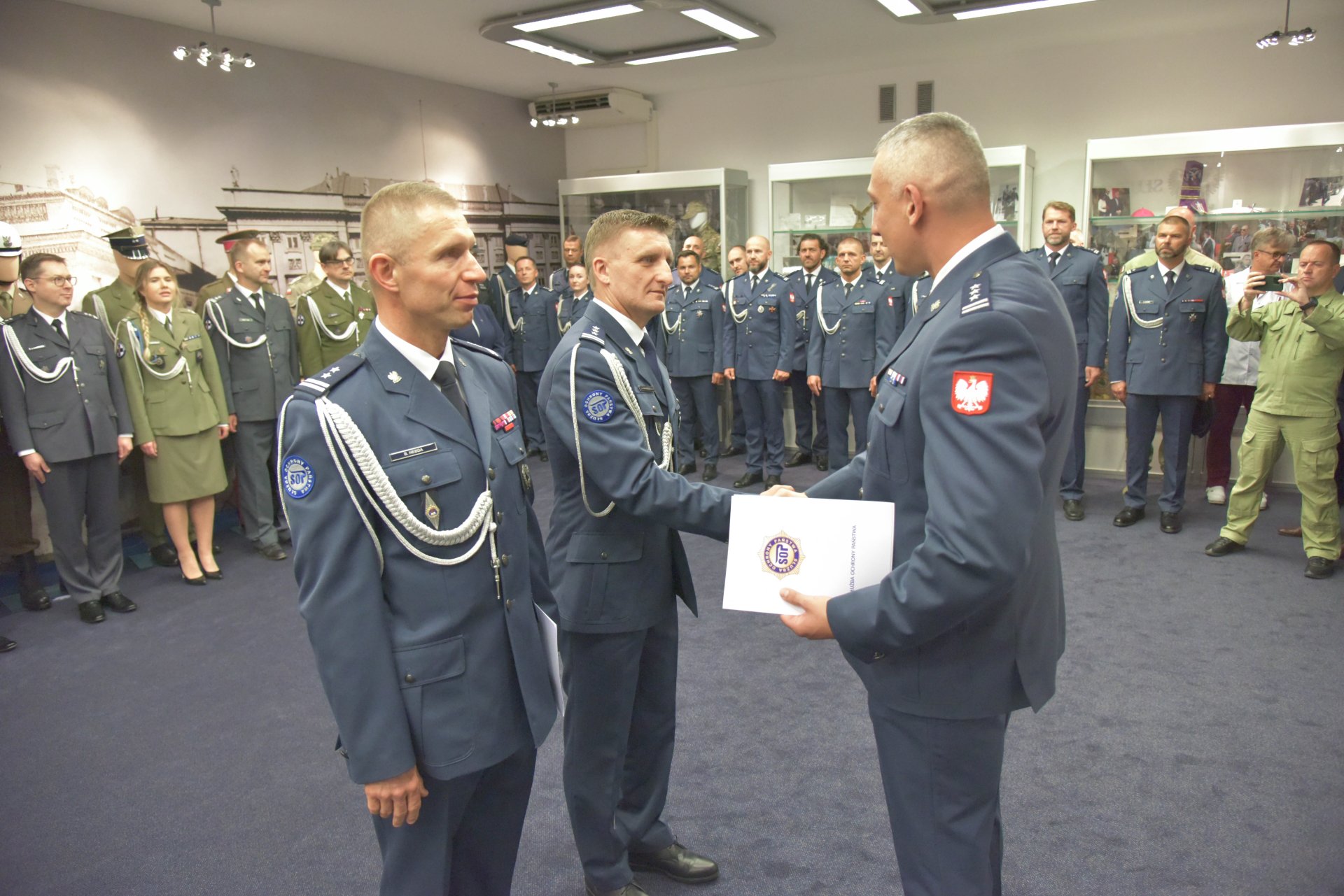 Uroczyste wręczenie nominacji i odznaczeń w ramach obchodów Święta SOP