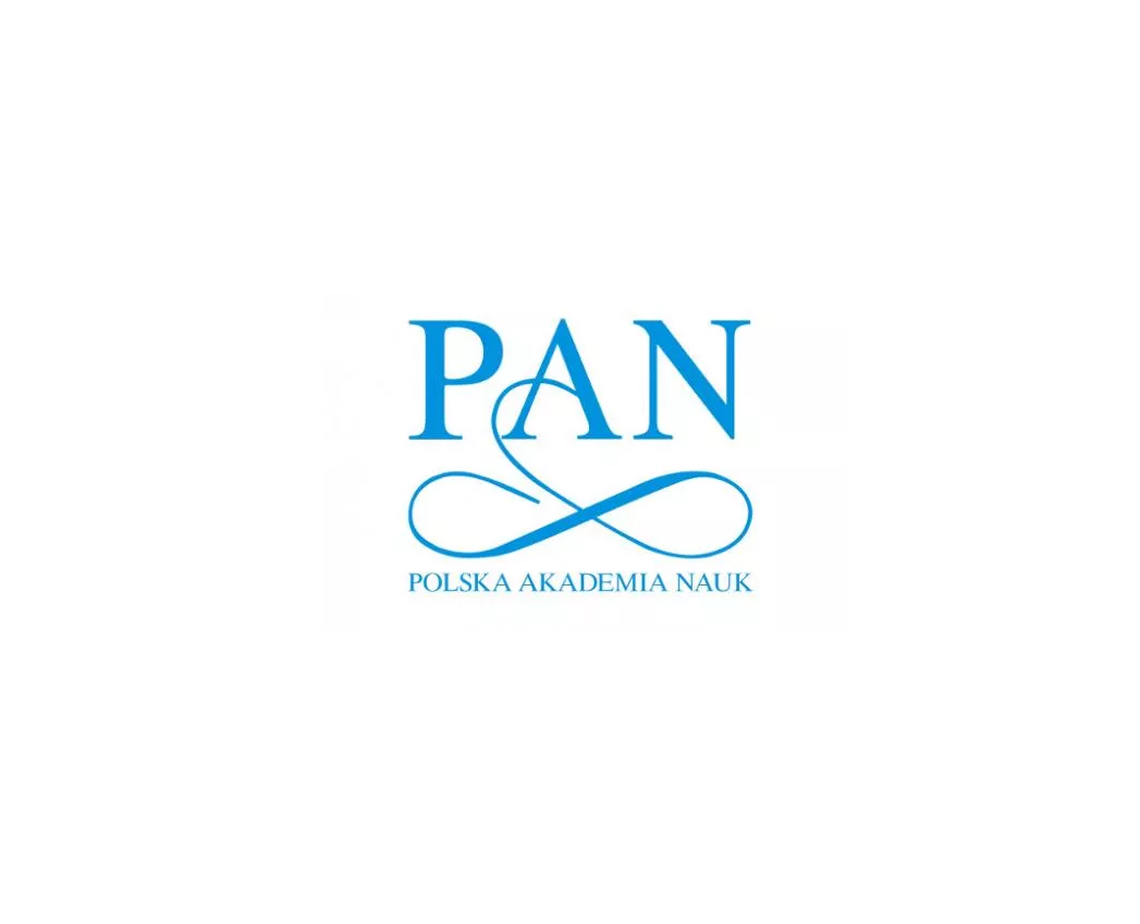 logo PAN. Niebieski napis na białym tle PAN Polska Akadmia Nauk