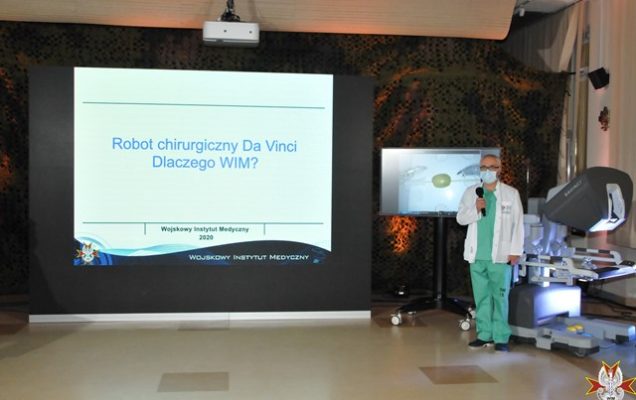 Wystąpienie ppłk. dr n. med. Jacka Dońca kierownika Centrum Chirurgii Robotycznej