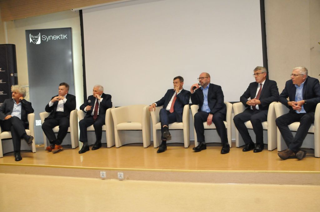 Pierwsza ogólnopolska konferencja robotyczna