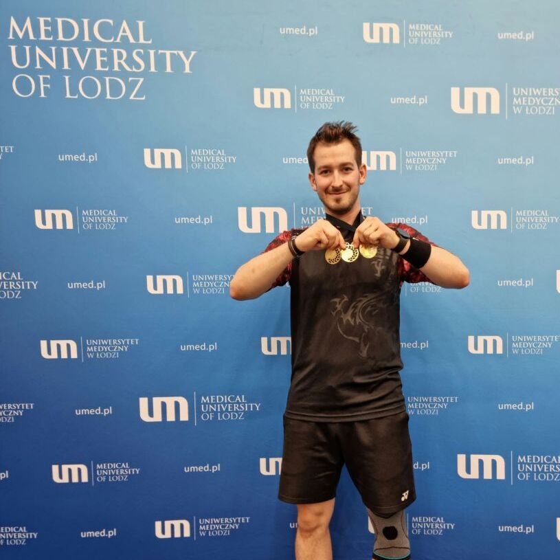 Wojciech Kurzyński zwycięzca XI Medycznego Pucharu Badmintona BIBINnTON CUP ŁÓDŹ