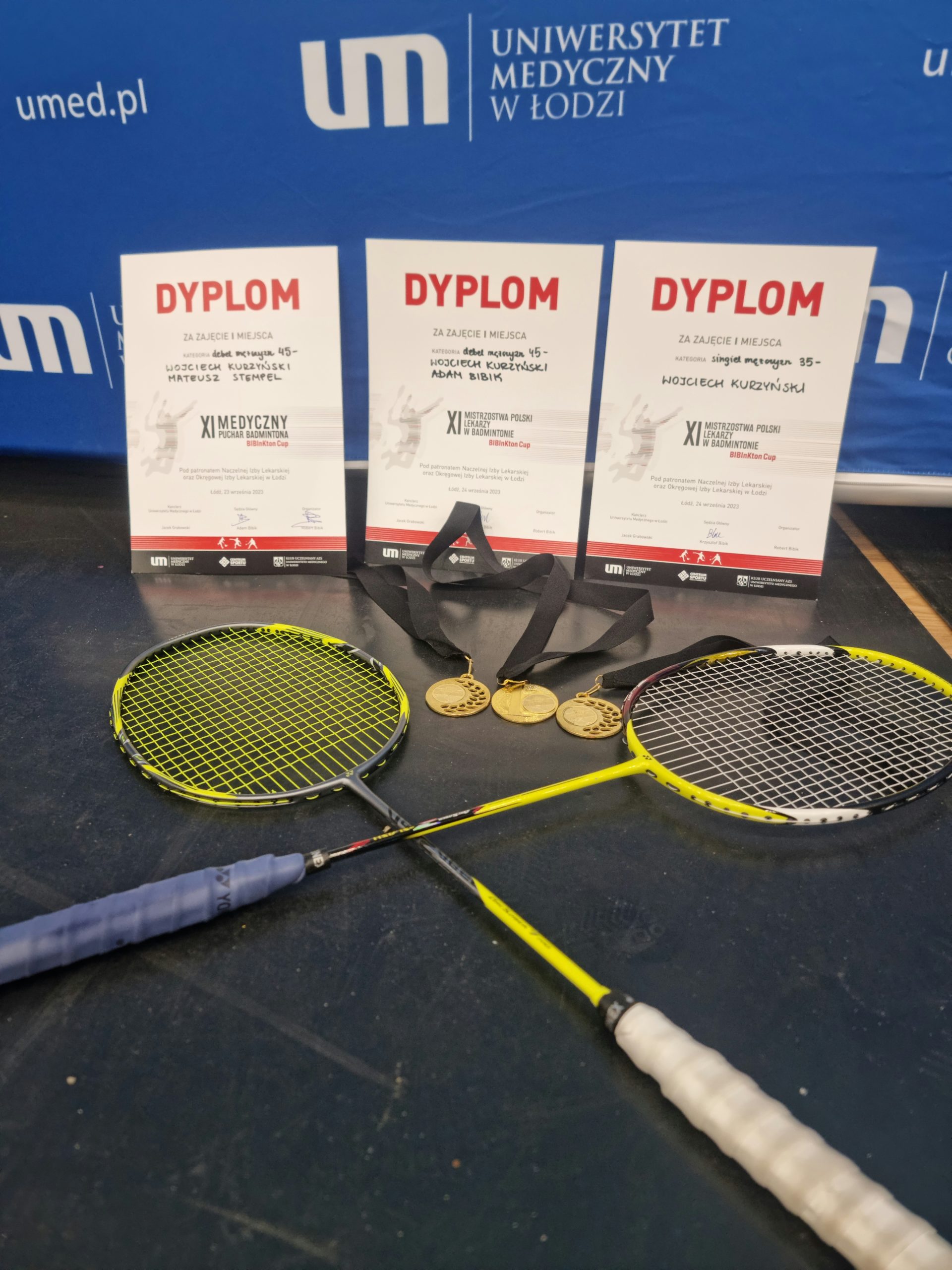 Wojciech Kurzyński zwycięzca XI Medycznego Pucharu Badmintona BIBINnTON CUP ŁÓDŹ