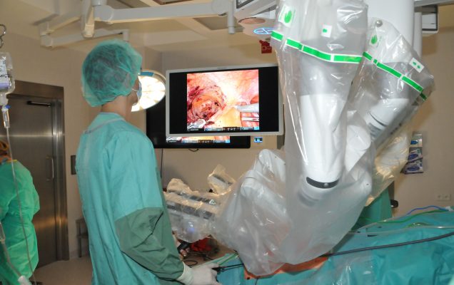operacja robotyczna w Klinice Urologii w Wojskowym Instytucie Medycznym