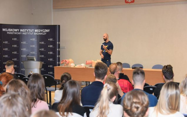 Szkolenia dla wojskowych lekarzy stażystów w wojskowym instytucie medycznym w warszawie