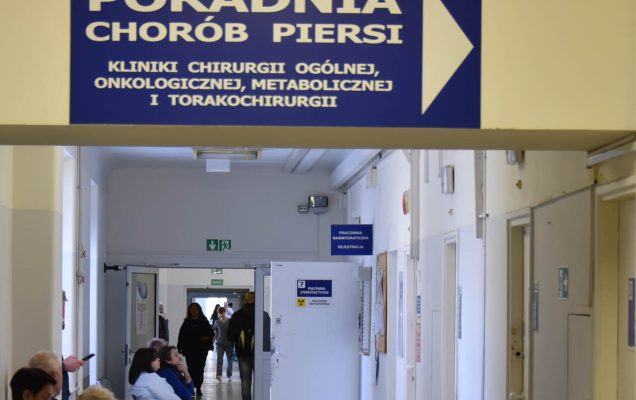 Poradnia Chorób Piersi Wojskowego Instytutu Medycznego w Warszawie, korytarz.