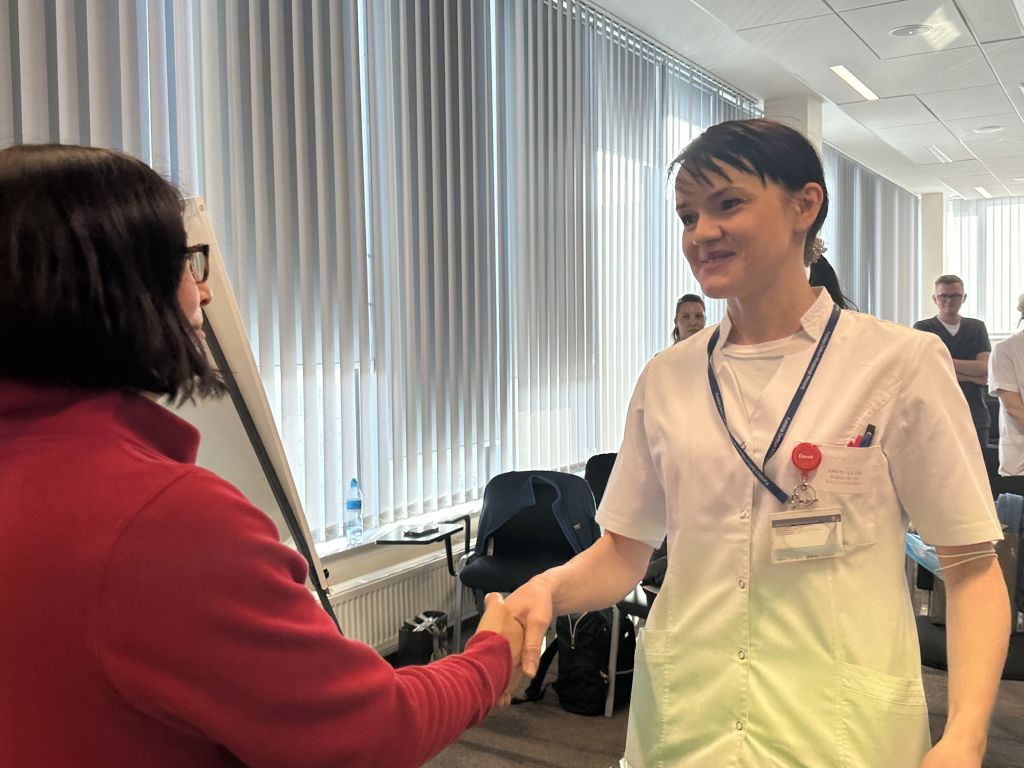 Kurs z kontroli zakażeń szpitalnych zrealizowany przez specjalistów ze Stanów Zjednoczonych w Wojskowym Instytucie Medycznym-PIB w Warszawie