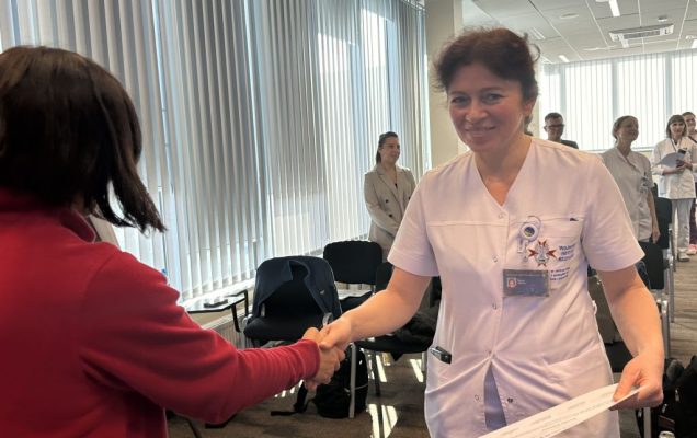 Kurs z kontroli zakażeń szpitalnych zrealizowany przez specjalistów ze Stanów Zjednoczonych w Wojskowym Instytucie Medycznym-PIB w Warszawie