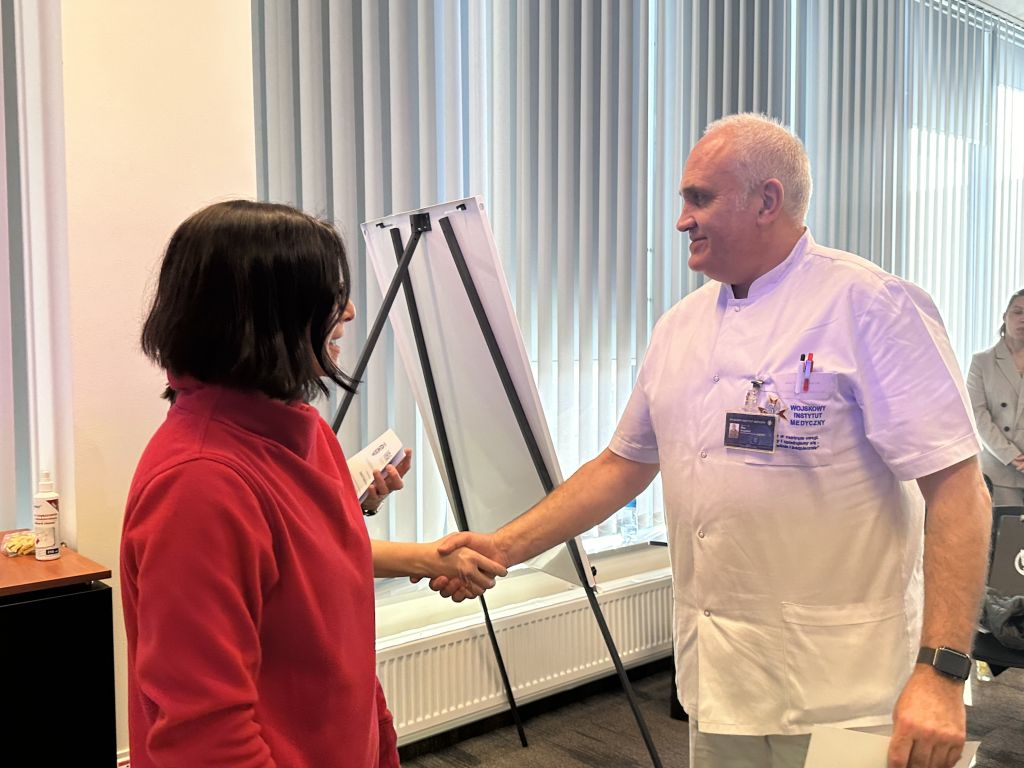 Kurs z kontroli zakażeń szpitalnych zrealizowany przez specjalistów ze Stanów Zjednoczonych w Wojskowym Instytucie Medycznym-PIB w Warszawie