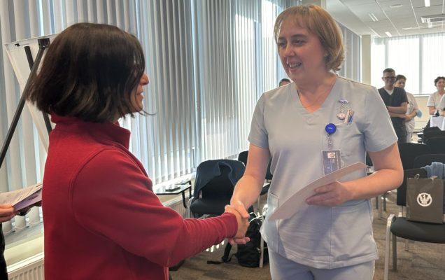 Kurs z kontroli zakażeń szpitalnych zrealizowany przez specjalistów ze Stanów Zjednoczonych w Wojskowym Instytucie Medycznym-PIB w Warszawie