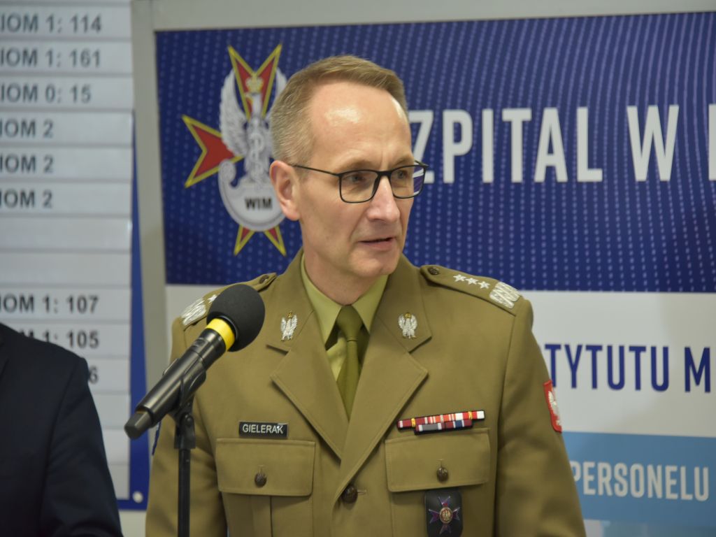 Konferencja prasowa dotyczaca Powstania SOR w Wojskowym Instytucie Medycznym szpitala w Legionowie