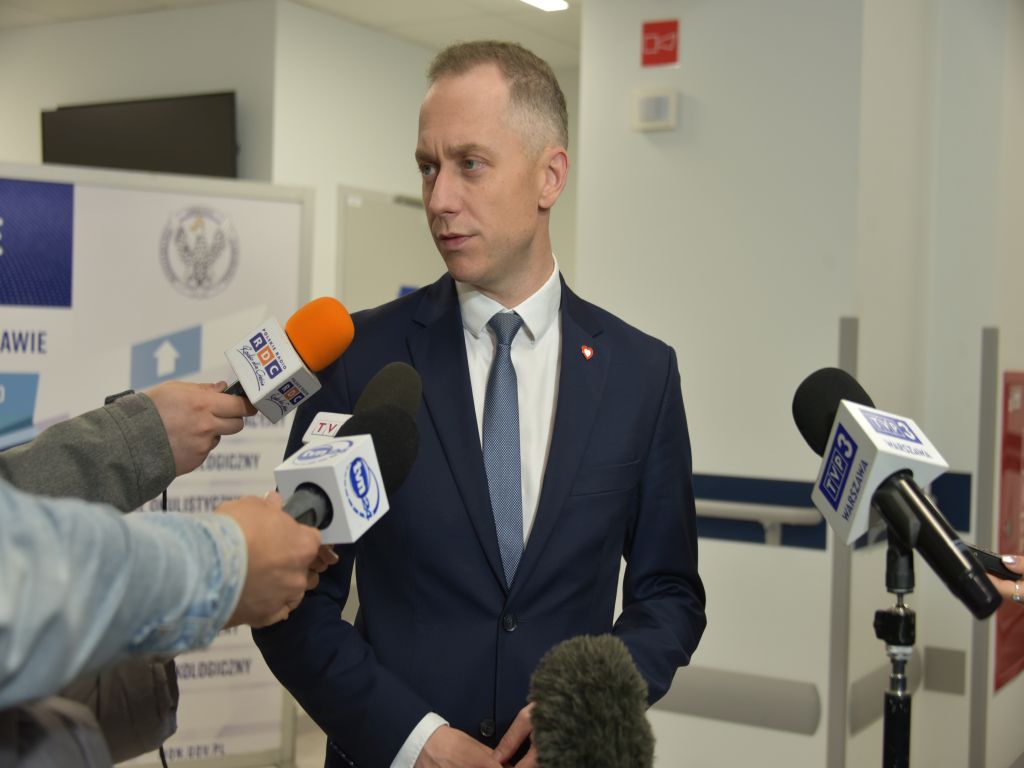 Konferencja prasowa dotyczaca Powstania SOR w Wojskowym Instytucie Medycznym szpitala w Legionowie