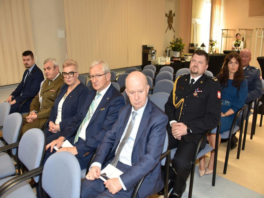 Uroczystość wręczenia nagrody Animus Fortis 2023 w Wojskowym Instytucie Medycznym. Pracownicy WIM i goście