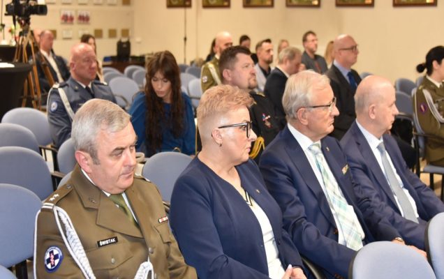 Uroczystość wręczenia nagrody Animus Fortis 2023 w Wojskowym Instytucie Medycznym. Pracownicy WIM i goście
