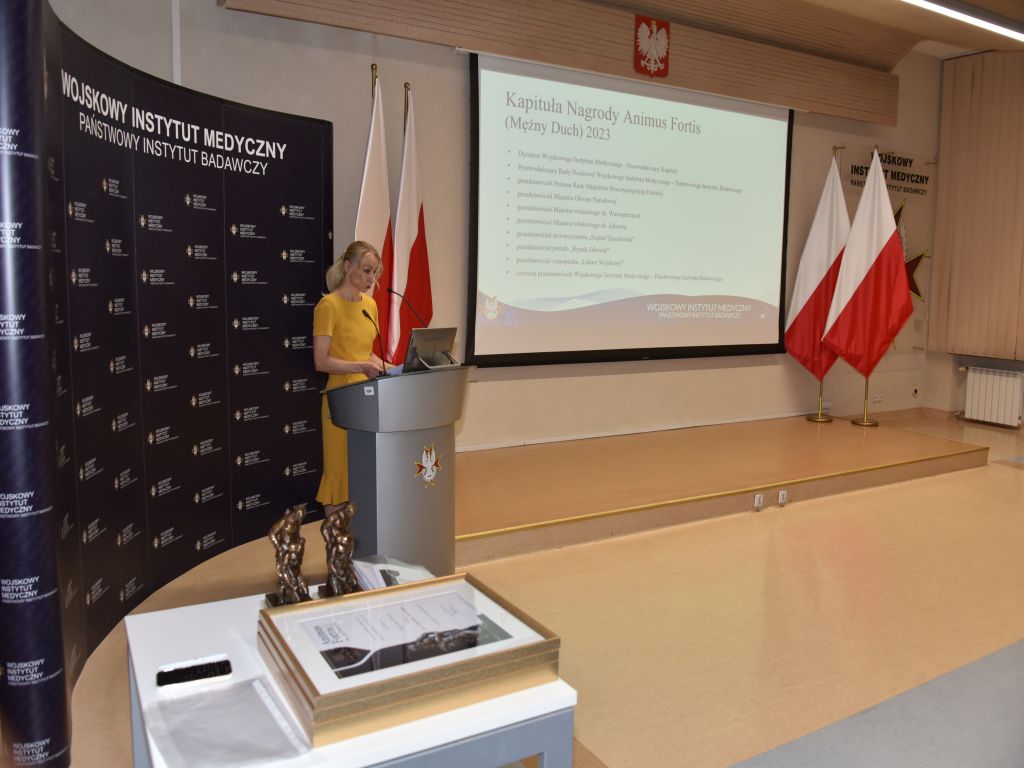 Uroczystość wręczenia nagrody Animus Fortis 2023 w Wojskowym Instytucie Medycznym. Małgorzata Złotkowska Główny specjalista ds. komunikacji wewnętrznej
