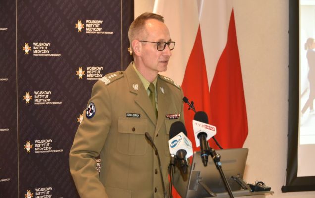 Uroczyste otwarcie Kliniki Ginekologii i Ginekologii Onkologicznej po modernizacji. Dyrektor WIM-PIB Grzegorz Gielerak