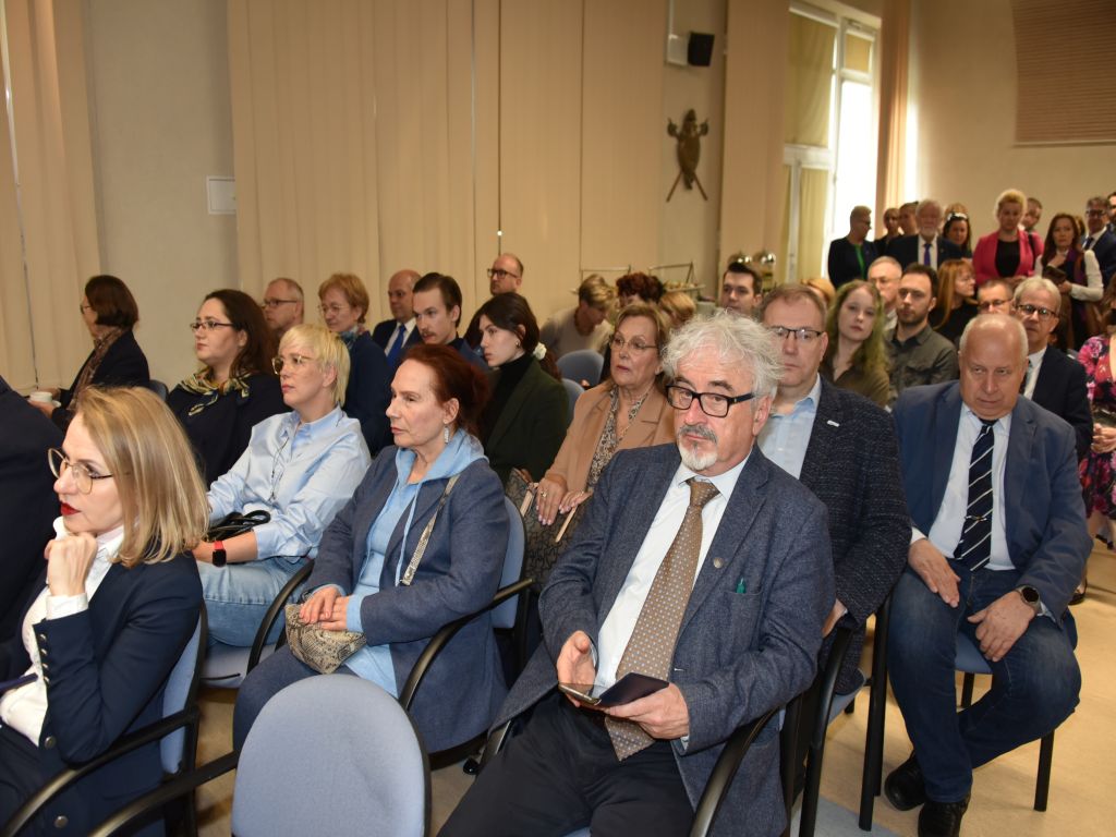 Uroczyste otwarcie Pracowni Anatomii w Wojskowym Instytucie Medycznym. Goście uczestniczący w otwarciu.