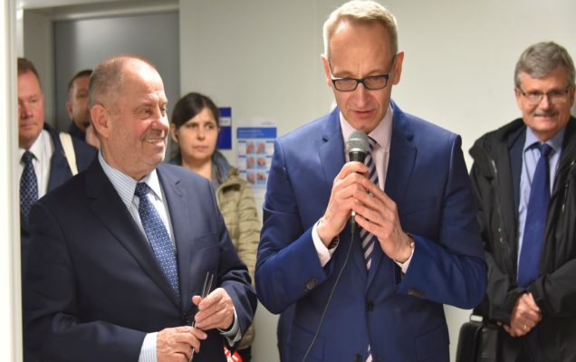 Uroczyste otwarcie Pracowni Anatomii w Wojskowym Instytucie Medycznym. Dyrektor WIM mówi o nowej pracowni anatomii.