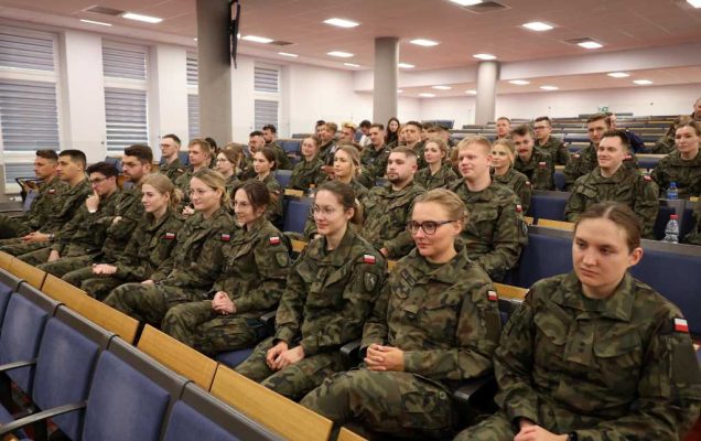 VIII KONFERENCJA Młodych Lekarzy lekarze podczas podczas wykładu