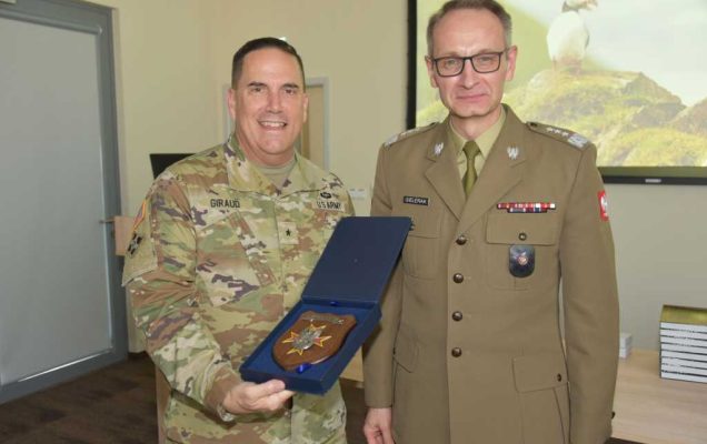 Dowódca generalny wojsk medycznych Stanów Zjednoczonych z wizytą w WIM