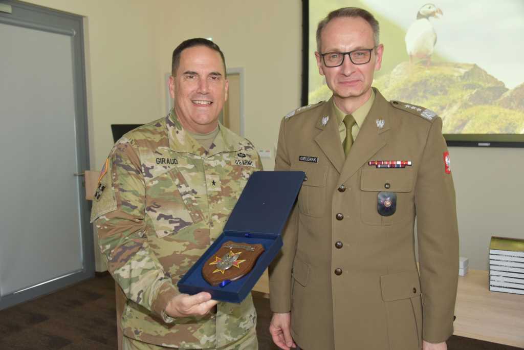 Dowódca generalny wojsk medycznych Stanów Zjednoczonych z wizytą w WIM