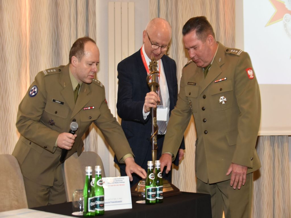 Ortopedia w mundurze i w cywilu – podsumowanie XL Jubileuszowej Konferencji Naukowo-Szkoleniowej Ortopedów Wojska Polskiego