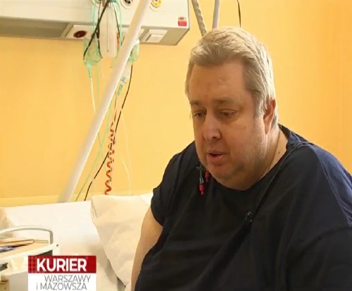 kurier Warszawy i Mazowsza zrzut ekranu z programu tv pacjent z otyłością w Wojskowym Instytucie Medycznym w Warszawie.