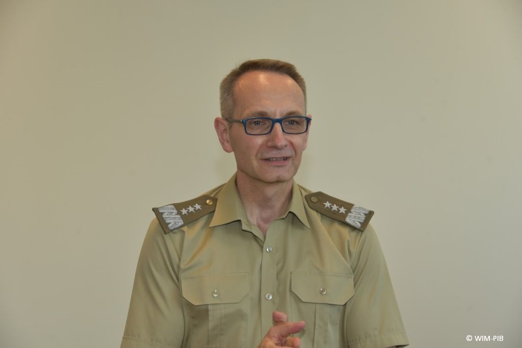 Uhonorowanie 30 absolwentów VIII edycji studiów podyplomowych w WIM-PIB, Grzegorz Gielerak dyrektor WIM-PIB